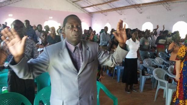 praising